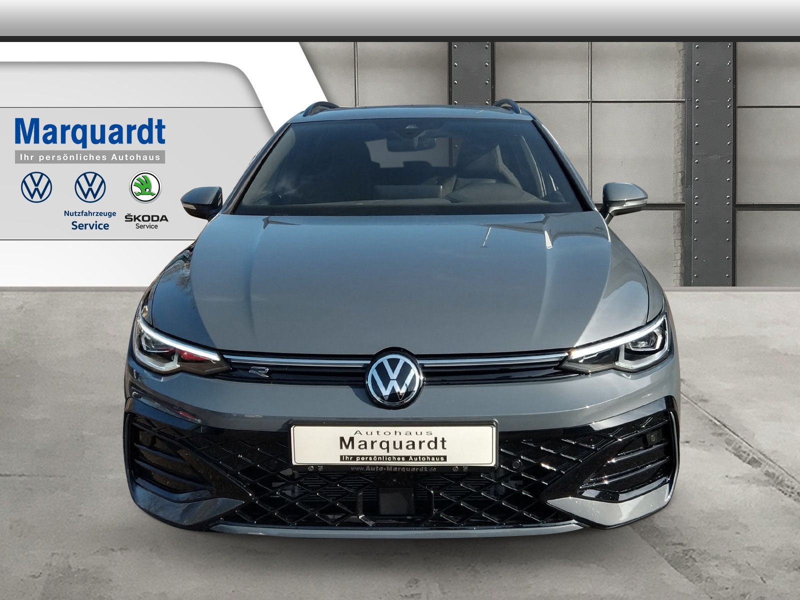 Fahrzeugabbildung Volkswagen Golf VIII 2.0 TDI  R-Line Pano 18" AHK Standhzg