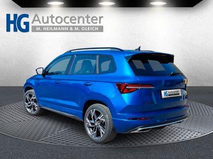 Fahrzeugabbildung SKODA Karoq 1.5 TSI Sportline Pano AHK Matrix 19" Side