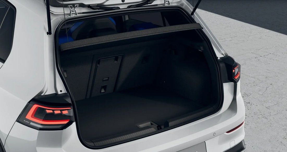 Fahrzeugabbildung Volkswagen Golf VIII 8 R 2.0TSI  4M Pano Matrix 19"Headup