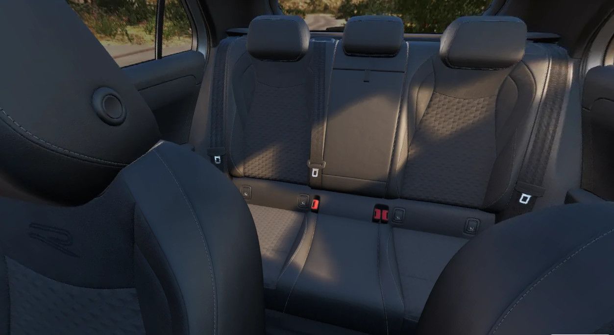 Fahrzeugabbildung Volkswagen T-Roc 1.5TSI R-Line Pano Navi AHK Side19"Neu Mod