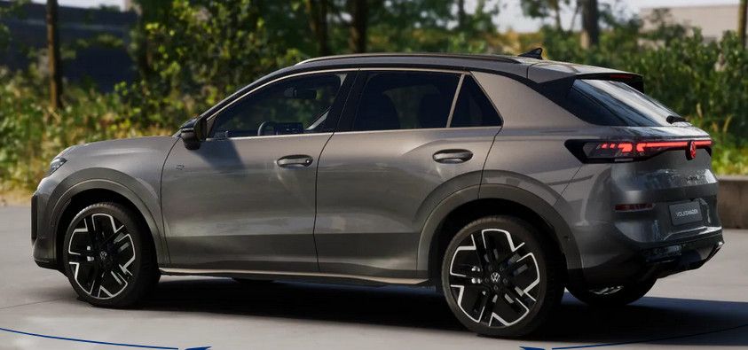 Fahrzeugabbildung Volkswagen T-Roc 1.5TSI R-Line Pano Navi AHK Side19"Neu Mod