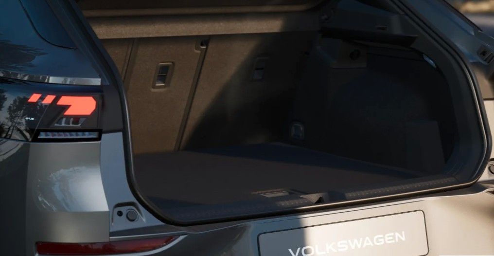 Fahrzeugabbildung Volkswagen T-Roc 1.5TSI R-Line Pano Navi AHK Side19"Neu Mod