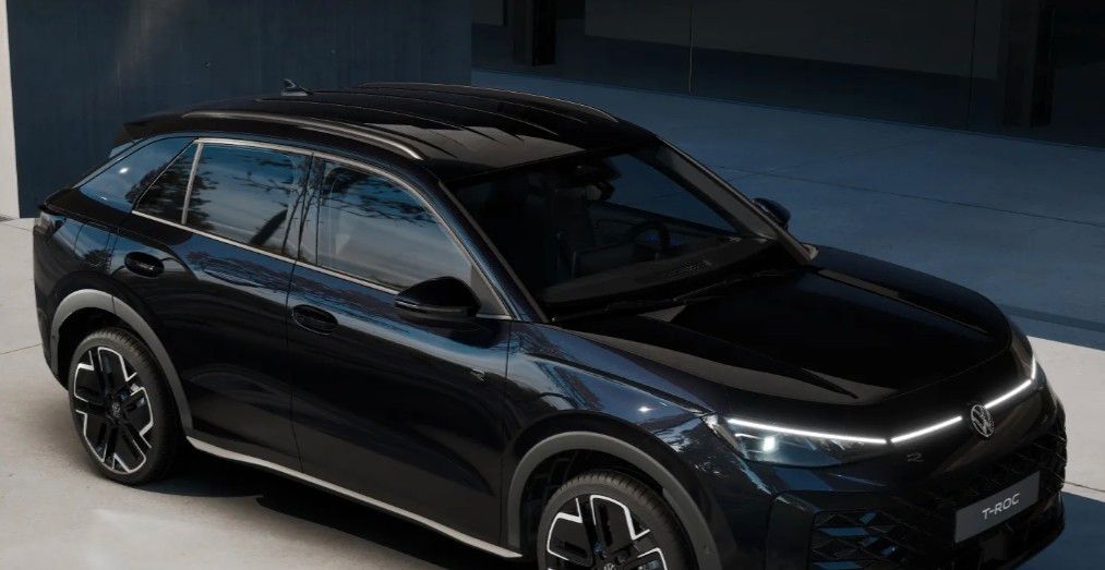 Fahrzeugabbildung Volkswagen T-Roc 1.5 TSI R-Line Pano Navi AHK 19" Neues Mod