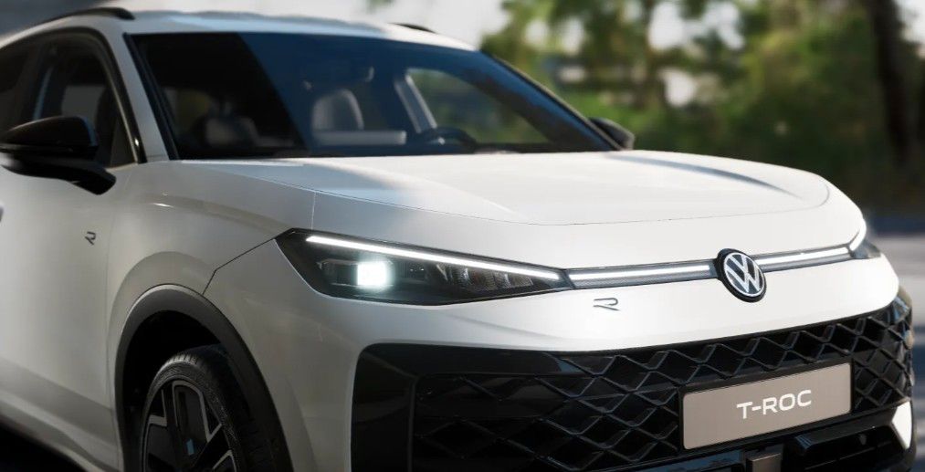 Fahrzeugabbildung Volkswagen T-Roc 1.5TSI R-Line Pano Navi AHK 19" Neues Mod