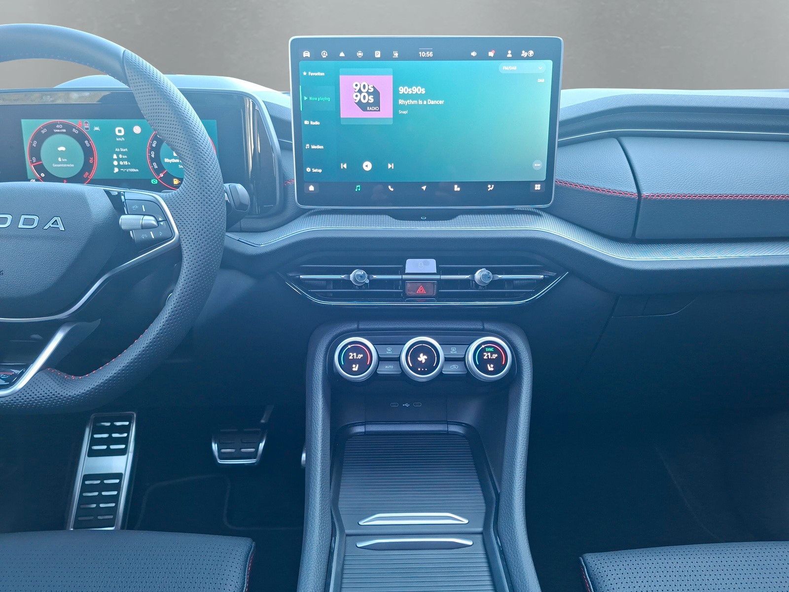 Fahrzeugabbildung SKODA Kodiaq 2.0TSI RS Pano Headup Standh.Leder360°