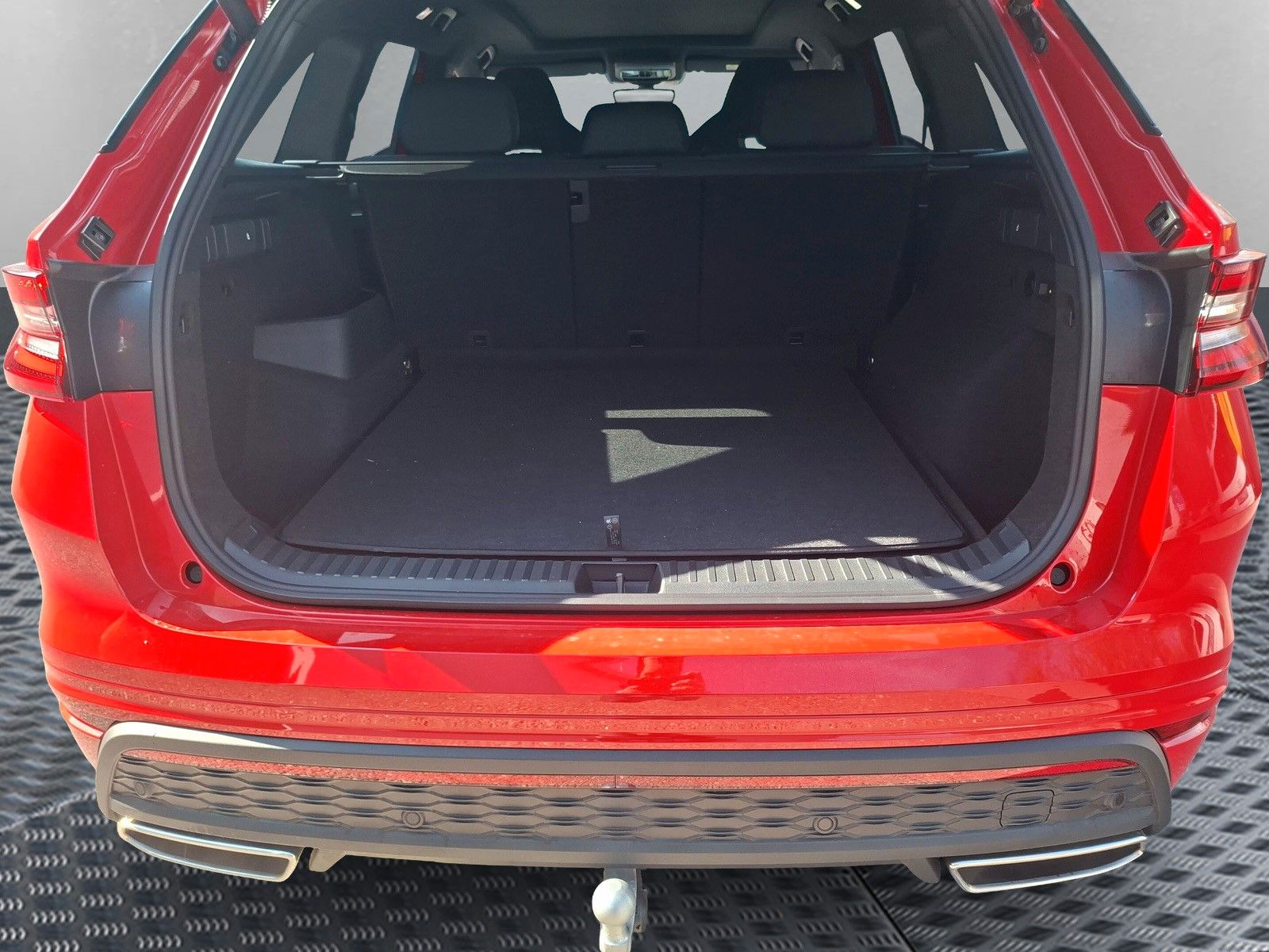 Fahrzeugabbildung SKODA Kodiaq 2.0TSI RS Pano Headup Standh.Leder360°