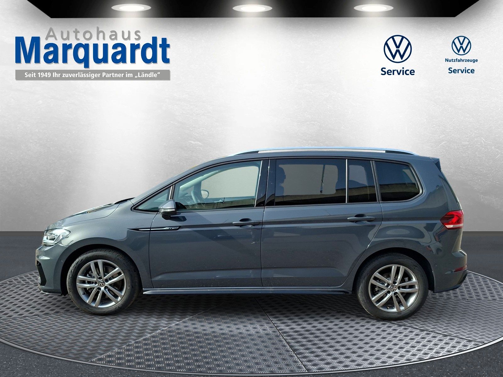 Fahrzeugabbildung Volkswagen Touran 1.5TSI R-Line 7Sitz AHK IQ Navi Side 17"