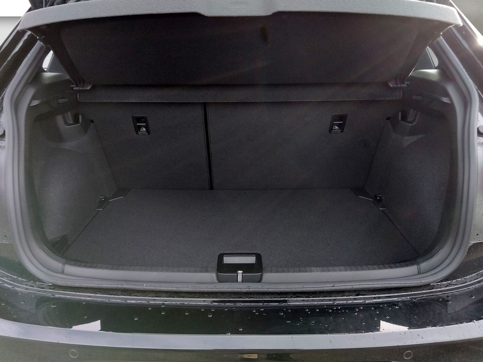 Fahrzeugabbildung Volkswagen Polo 1.0 TSI R-Line DSG LED ACC Kamera Pano