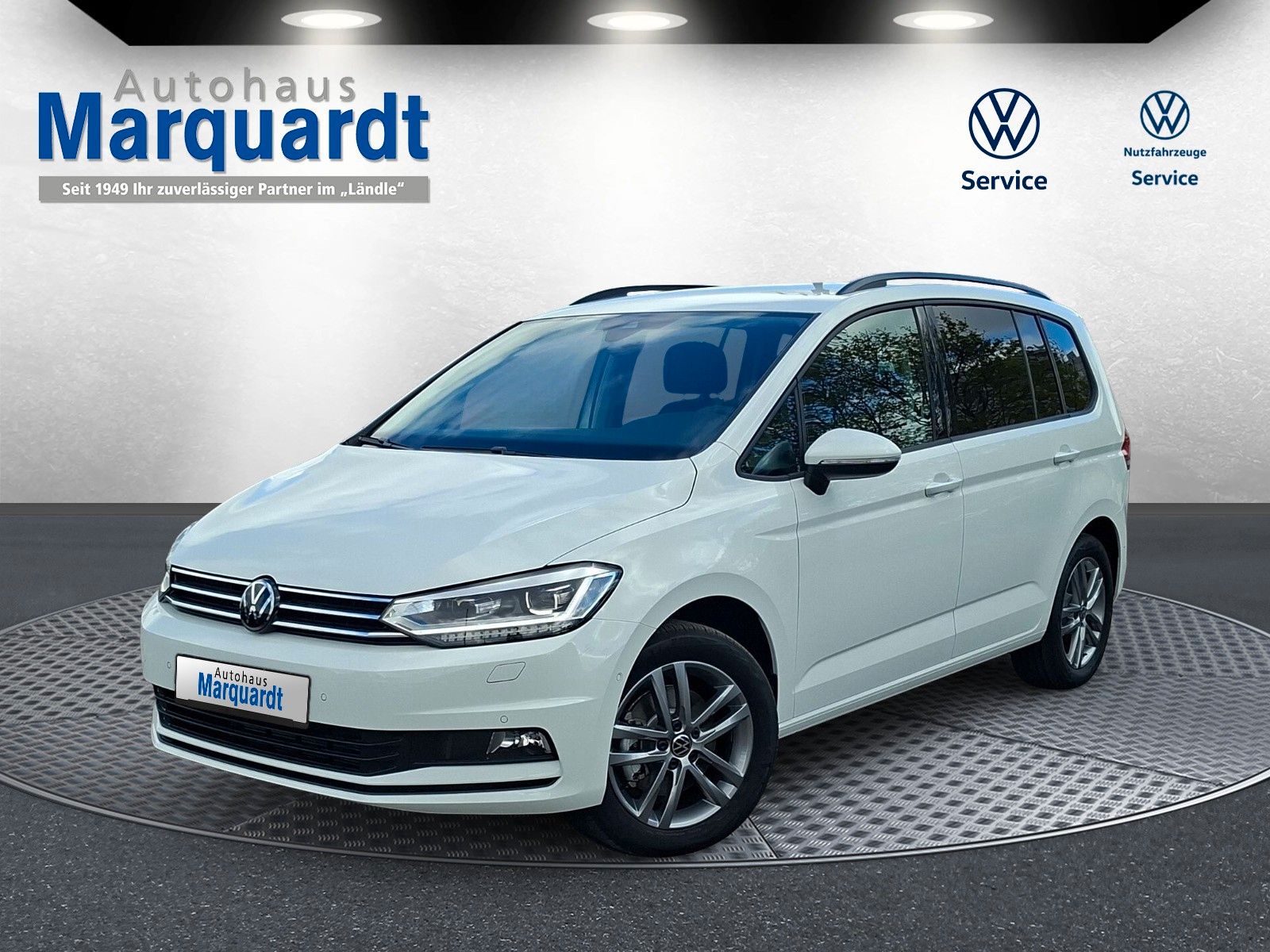 Fahrzeugabbildung Volkswagen Touran 1.5TSI IQ LED ACC 7Stz Standh Side 17"