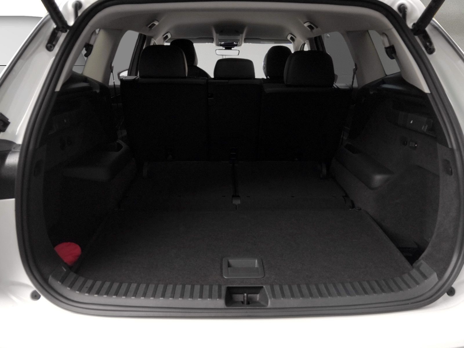 Fahrzeugabbildung Volkswagen Tayron 1.5 eTSI Life DSG  AHK 7Si  360° ACC