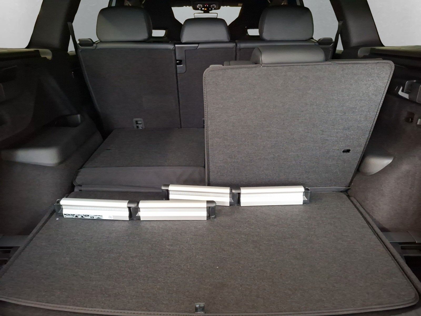 Fahrzeugabbildung SKODA Kodiaq 2.0TSI RS Pano AHK 7 S.Headup Standh.DCC