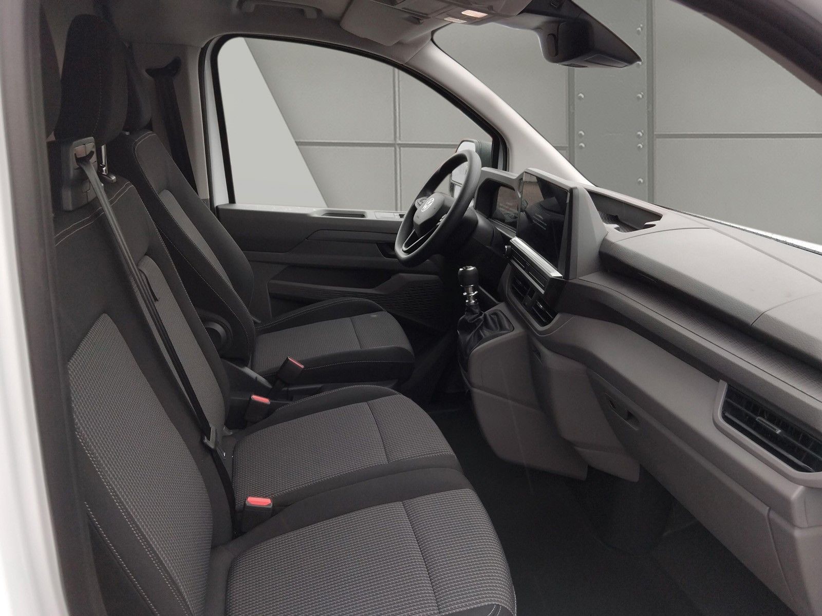 Fahrzeugabbildung Volkswagen T 7 Transporter 2.0 TDI Lang  AHK  Navi APP