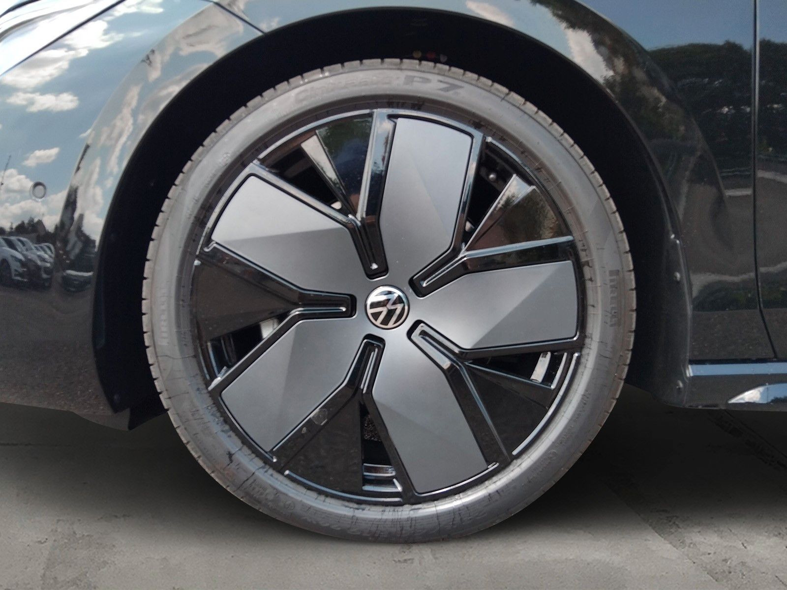 Fahrzeugabbildung Volkswagen Passat Variant 2.0TDI R-Line Mod.26 Pano 19"Voll