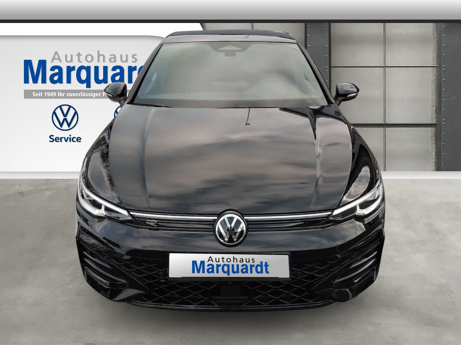 Fahrzeugabbildung Volkswagen Golf VIII 1.5eTSI Neu  R-Line Pano18"360 ACC AHK