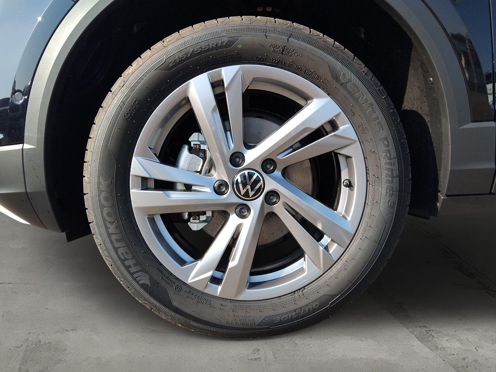 Fahrzeugabbildung Volkswagen T-Roc 1.5 TSI DSG Navi AHK LED ACC Kamera