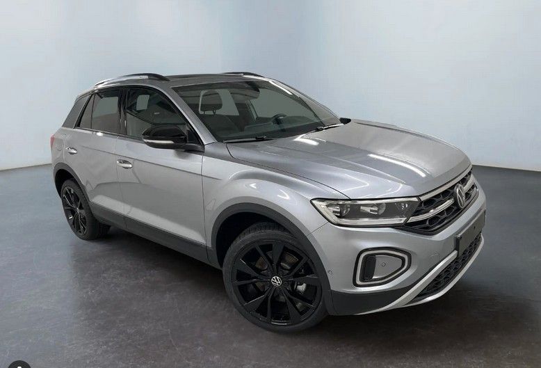 Volkswagen T-Roc 1.5TSI R-Line Pano AHK ACC 19"LED Plus