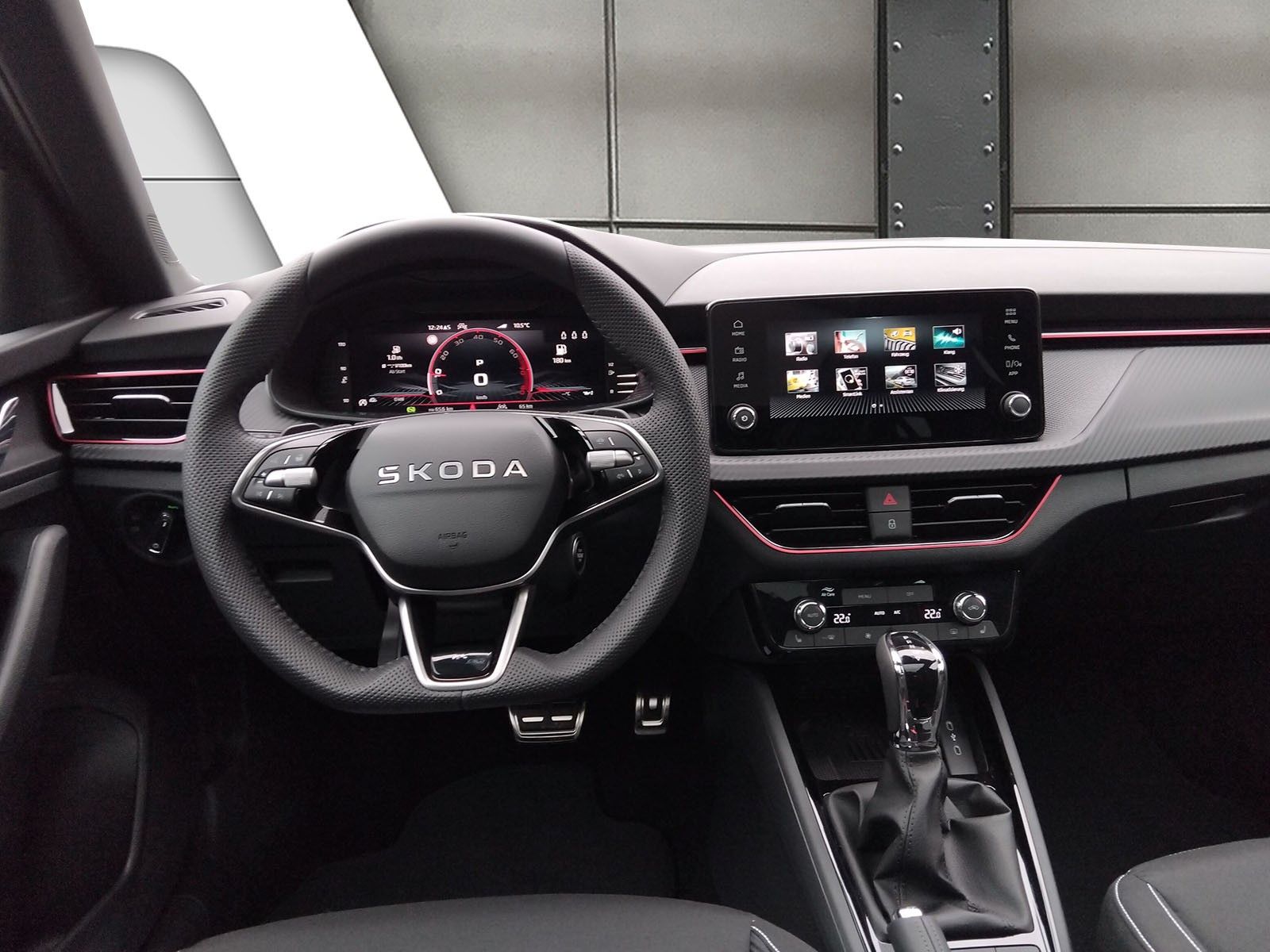 Fahrzeugabbildung SKODA Kamiq 1.5TSI Monte Carlo Pano Matrix 18 Zoll AHK