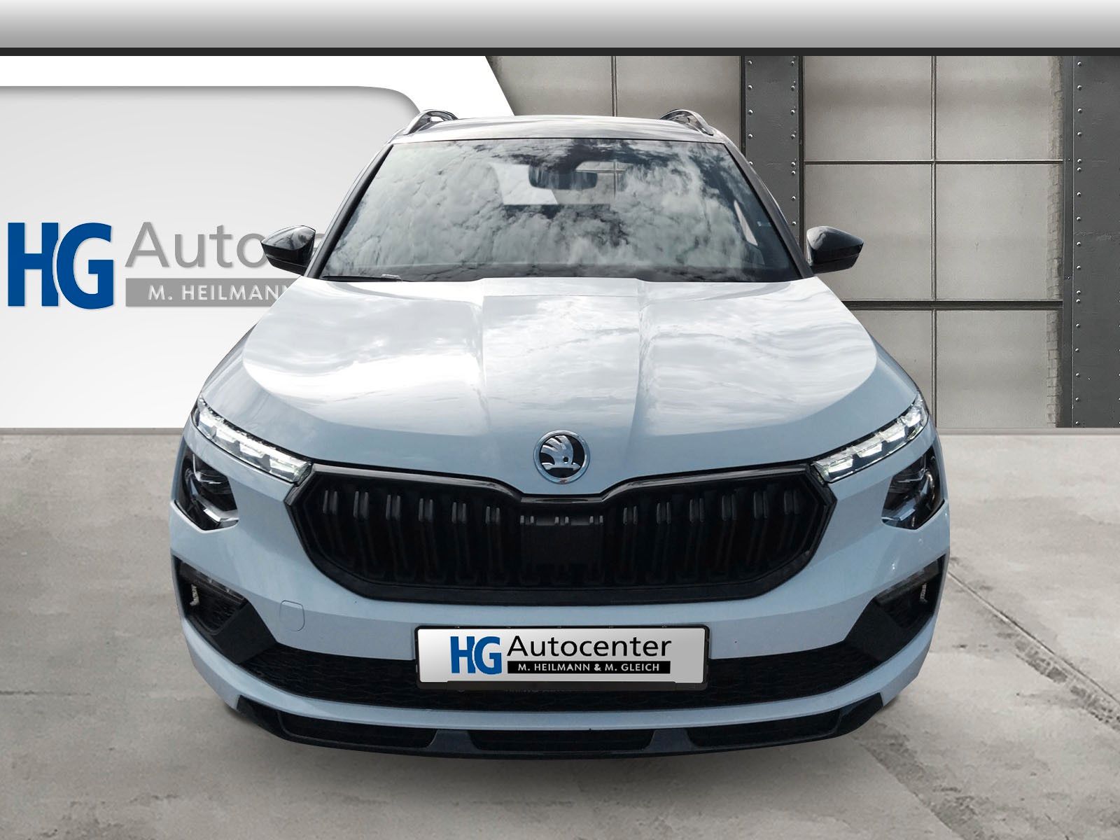 Fahrzeugabbildung SKODA Kamiq 1.5TSI Monte Carlo Pano Matrix ACC SideAHK