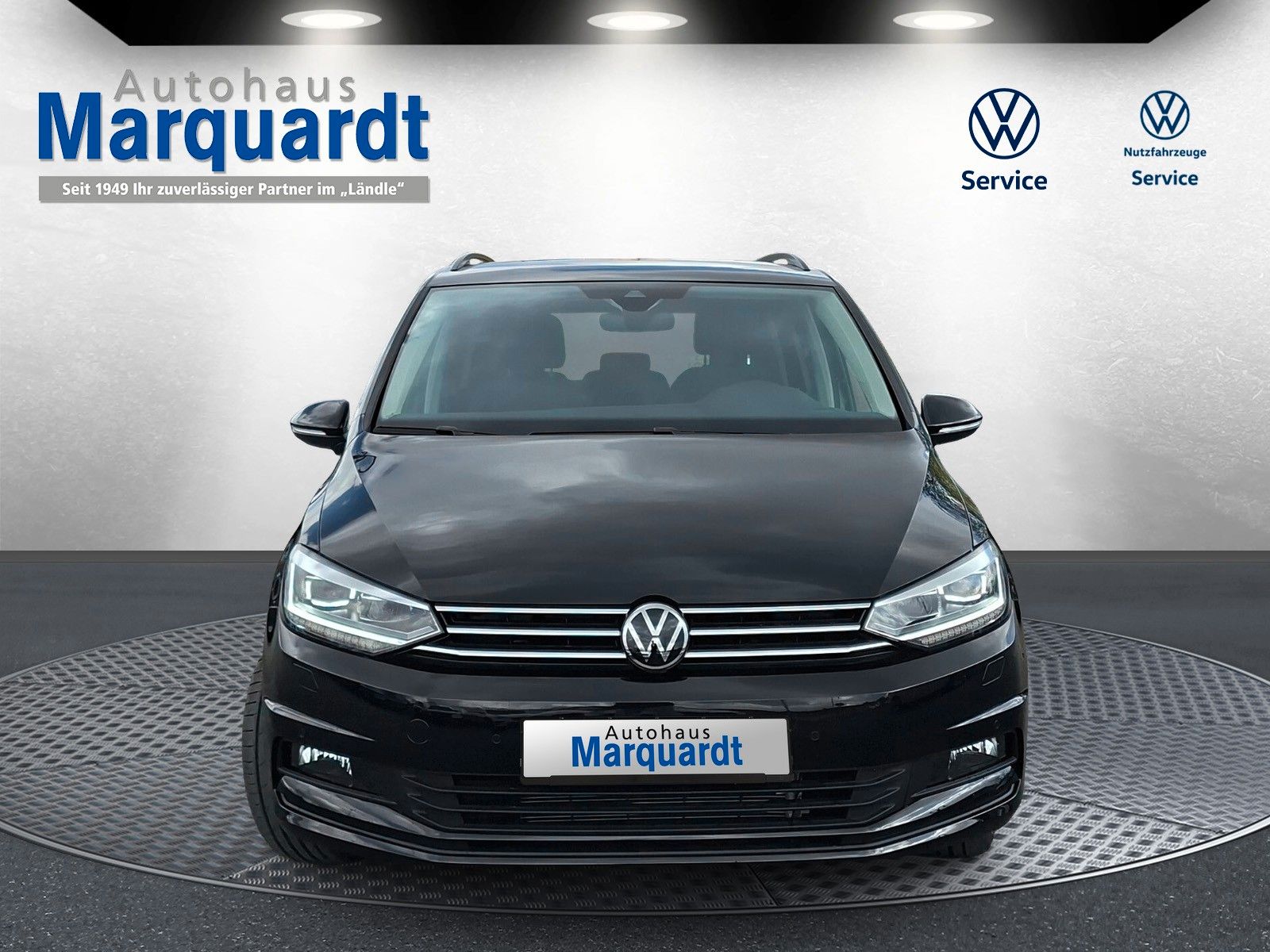 Fahrzeugabbildung Volkswagen Touran 1.5TSI IQ LED AHK 7Sitze Pano heizb.Front