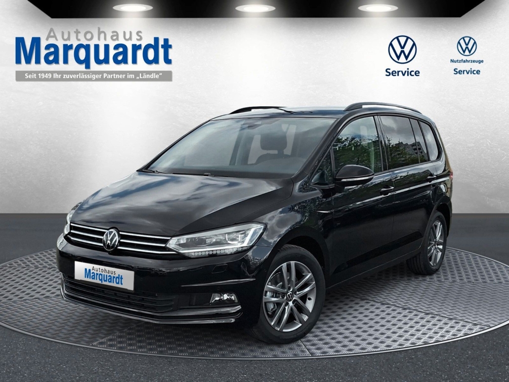 Volkswagen Touran 1.5TSI IQ LED ACC 7Sitze Pano heizb.Front