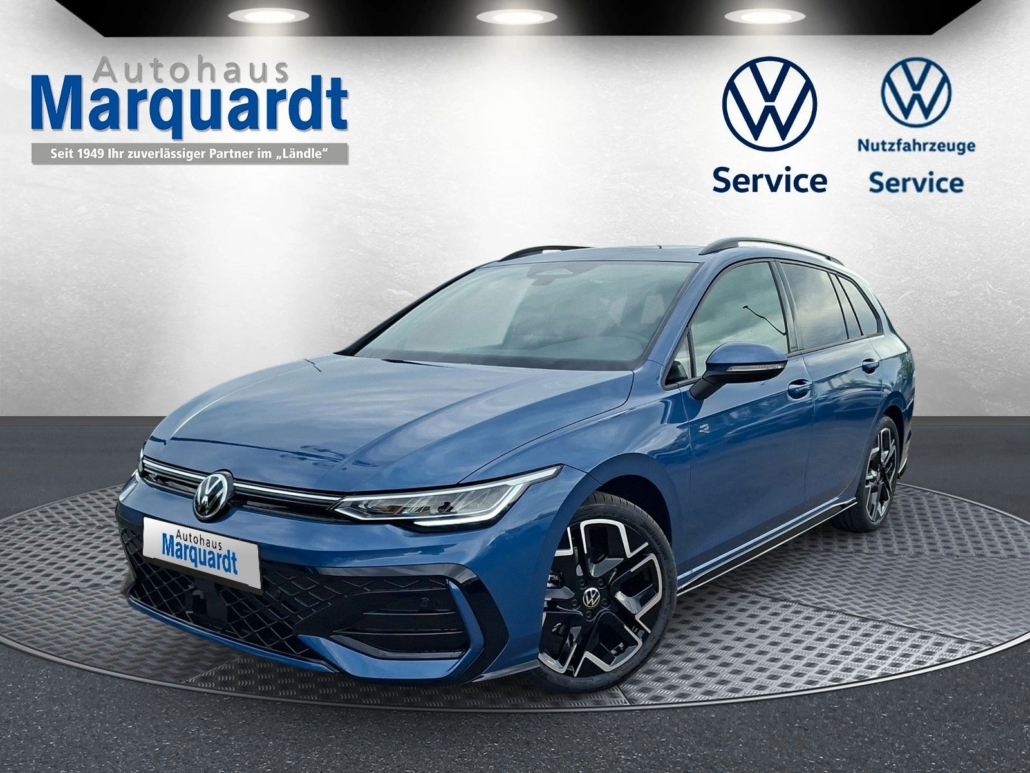 Volkswagen Golf VIII 1.5eTSI R-Line Pano18"LED ACC AHK
