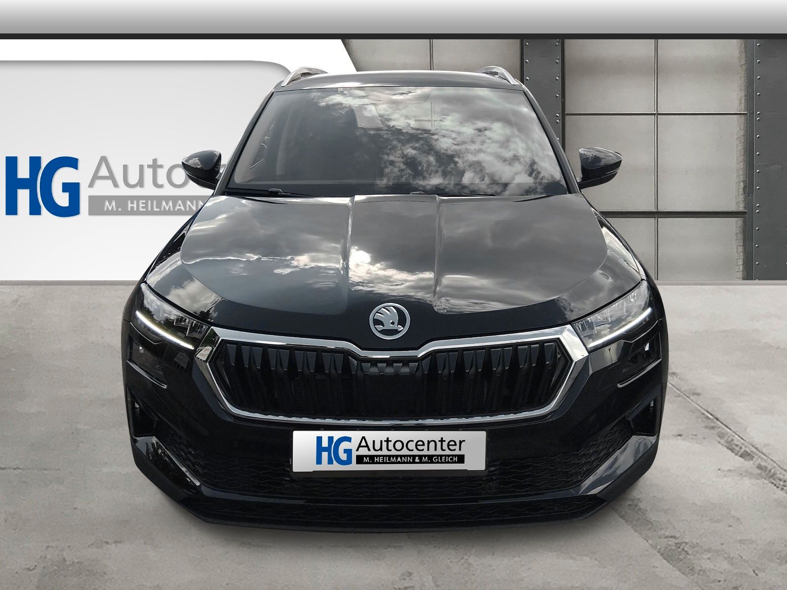 Fahrzeugabbildung SKODA Karoq 1.5 TSI DSG  Kessy LED AHK Navi ACC eHeck