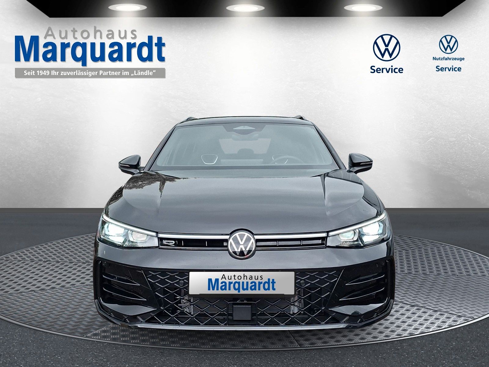 Fahrzeugabbildung Volkswagen Passat Variant 2.0TDI 4M R-Line 19"Pano AHK 360