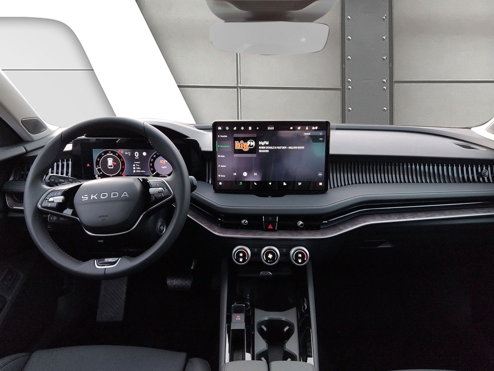 Fahrzeugabbildung SKODA Superb 2.0TDI 4x4 L&K Standh.Pano AHK 19"