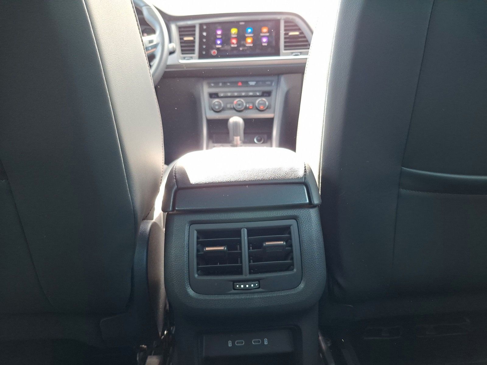 Fahrzeugabbildung CUPRA Ateca 1.5 TSI LED Navi 19"AHK 5 J.Gar. Kamera