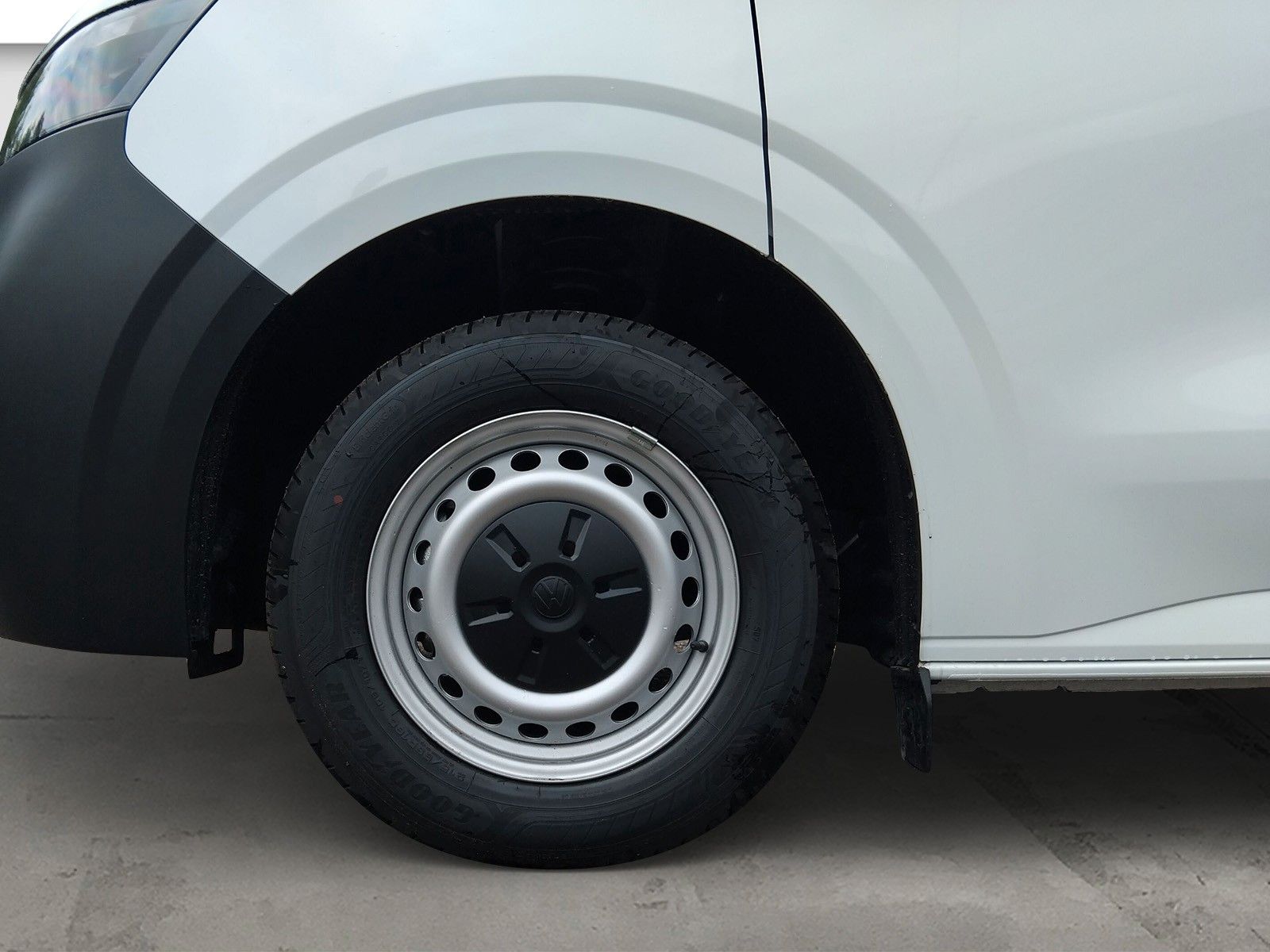 Fahrzeugabbildung Volkswagen T 7 Transporter 2.0 TDI 3er Bank PDC APP Navi