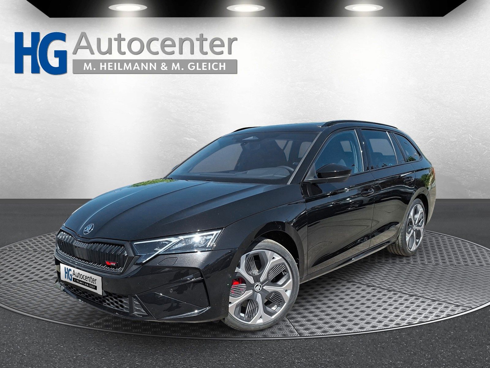 Fahrzeugabbildung SKODA Octavia Combi 2.0TSI RS 19"AHK PanoStandh.Leder