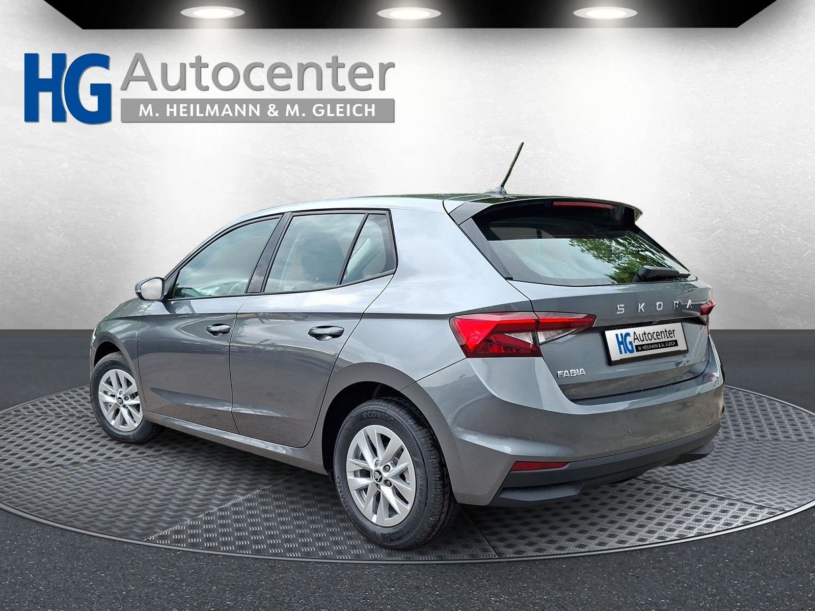Fahrzeugabbildung SKODA Fabia 1.0TSI Selection DSG LED AHK Kamera 5J.Gar