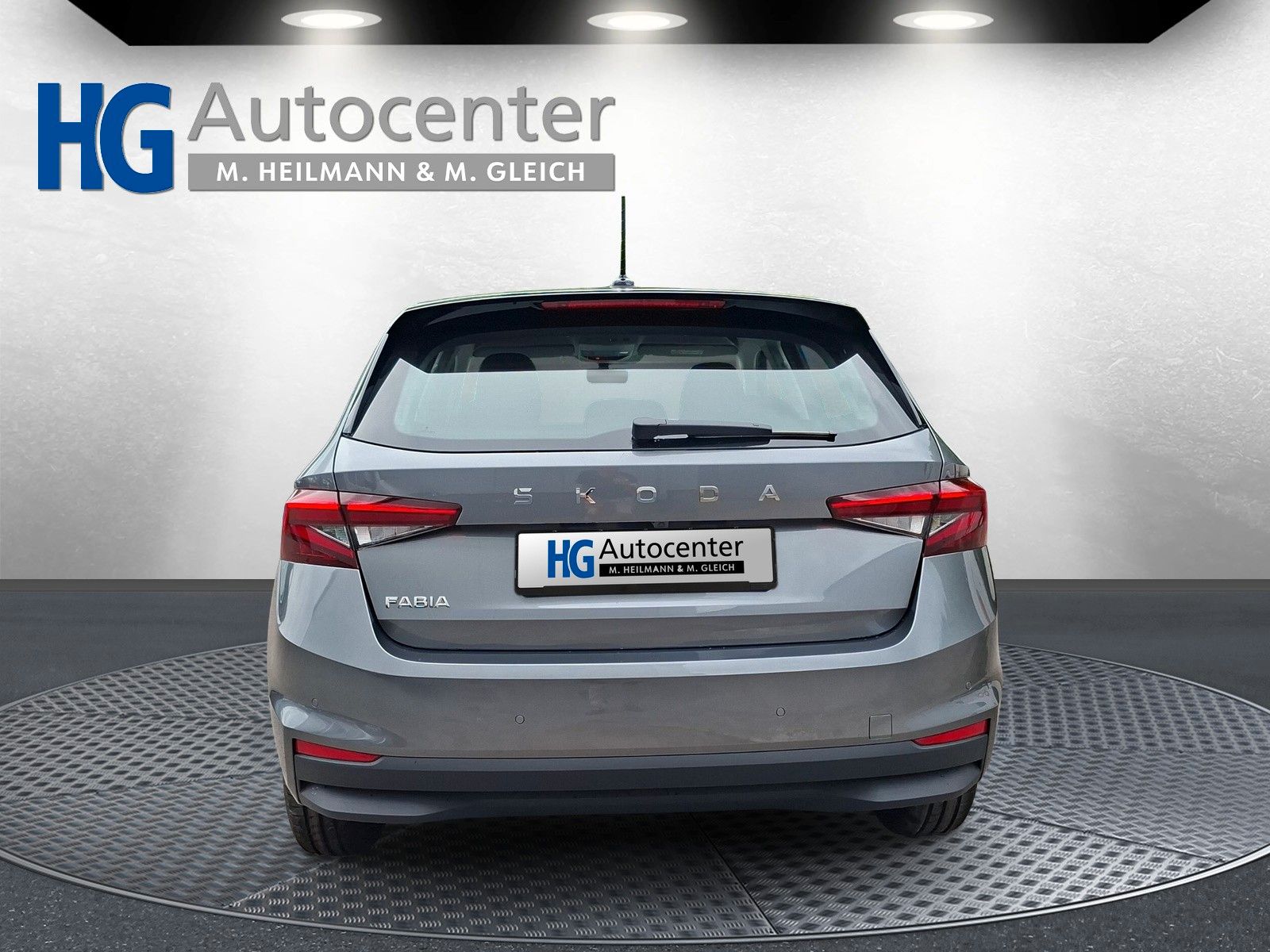 Fahrzeugabbildung SKODA Fabia 1.0TSI Selection DSG LED AHK Kamera 5J.Gar