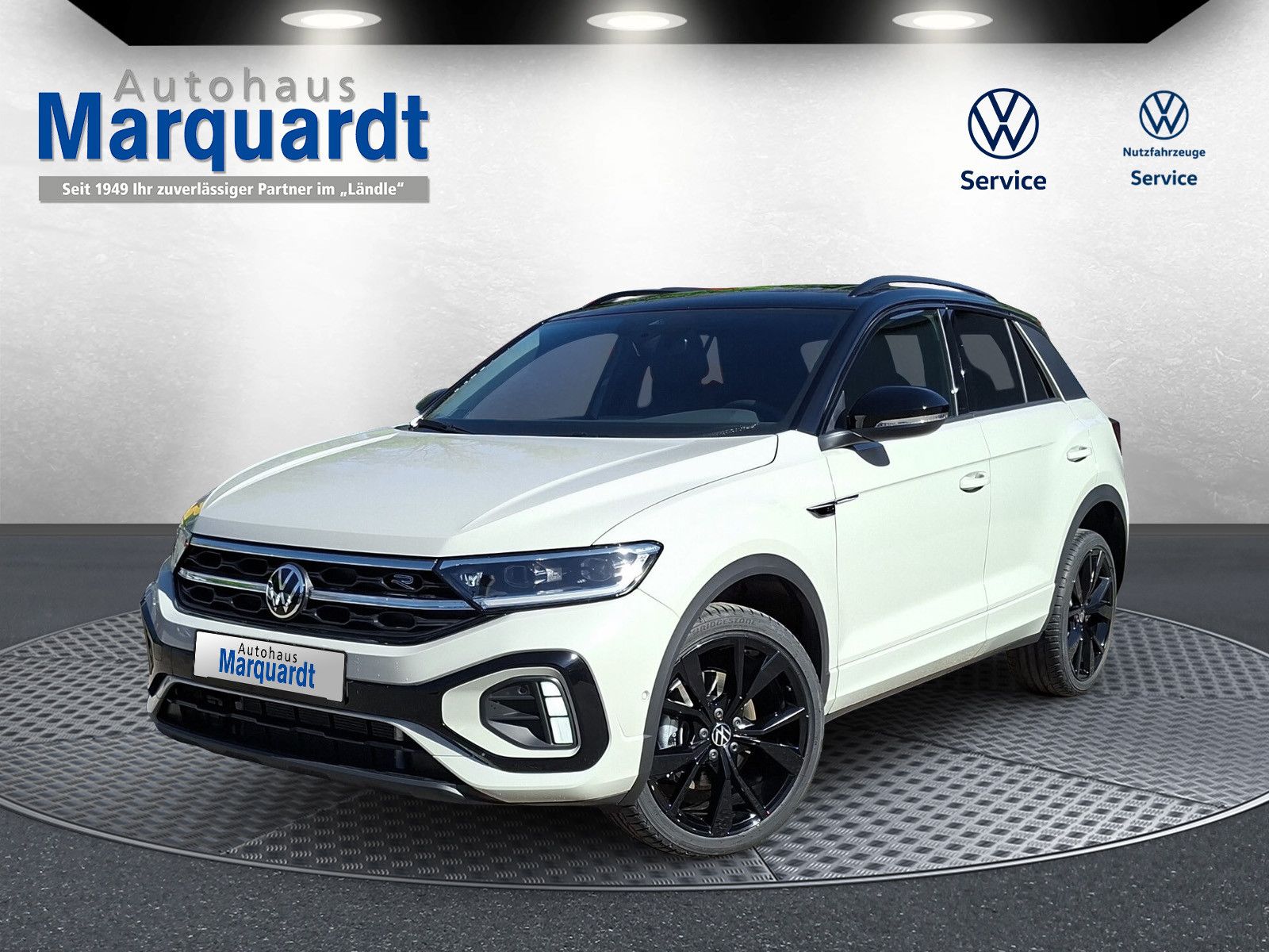 Fahrzeugabbildung Volkswagen T-Roc 1.5TSI R-Line Pano AHK ACC 19"LED Plus