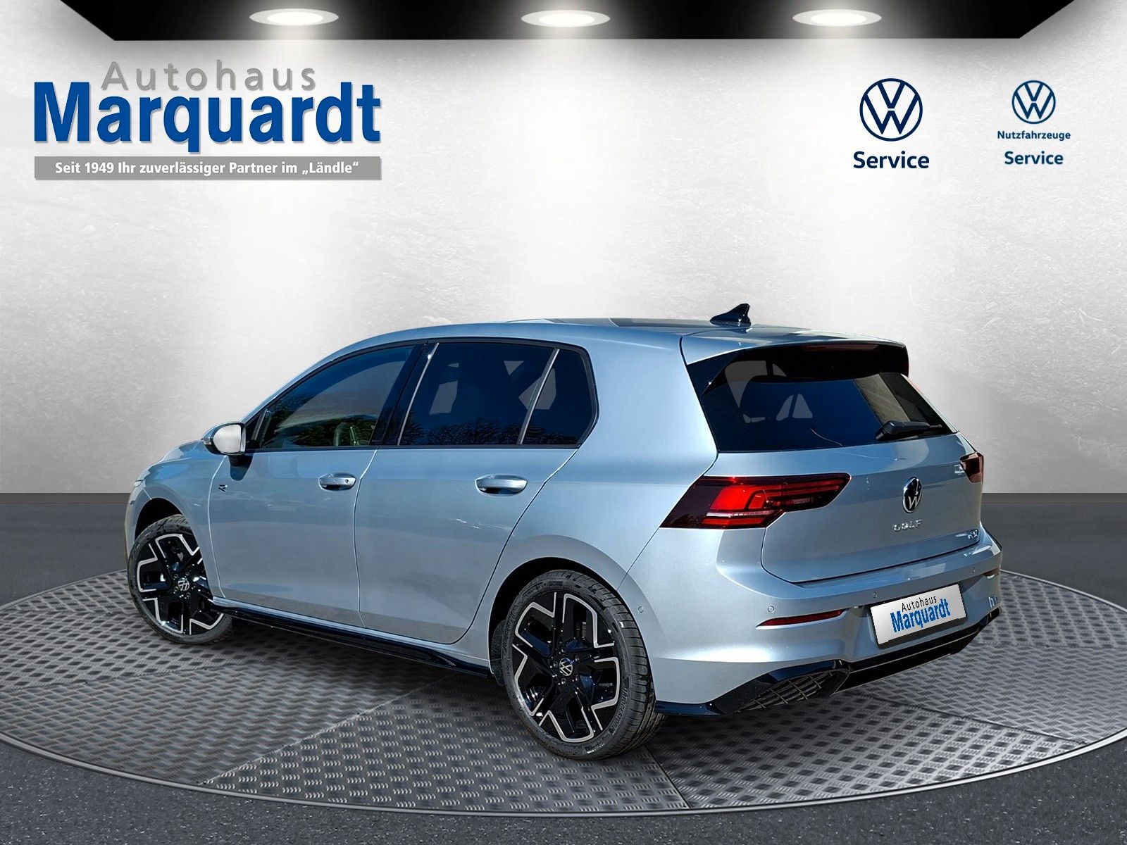 Fahrzeugabbildung Volkswagen Golf VIII 1.5eTSI R-Line Pano18" LED Plus ACC