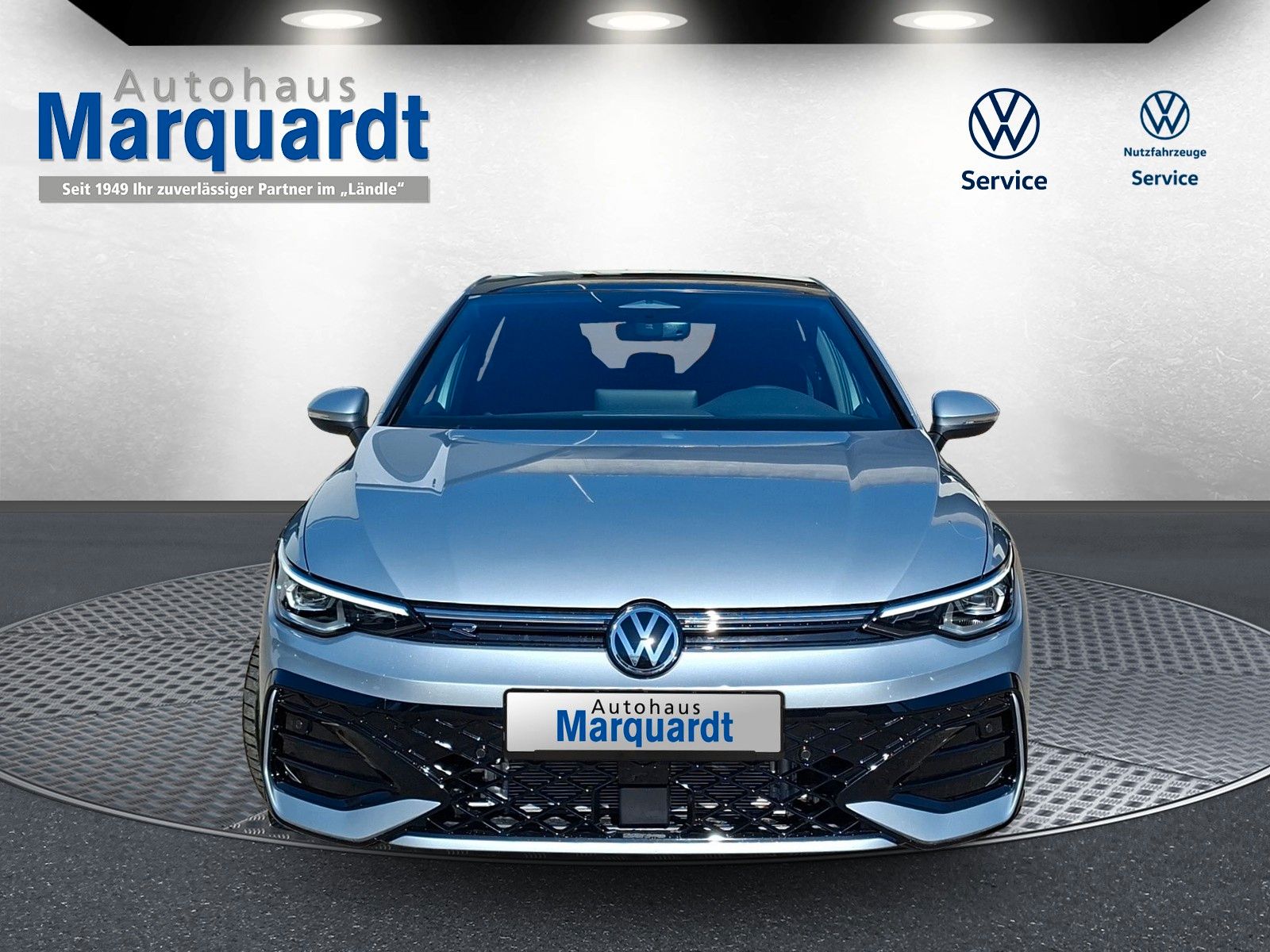 Fahrzeugabbildung Volkswagen Golf VIII 1.5eTSI R-Line Pano18" LED Plus ACC