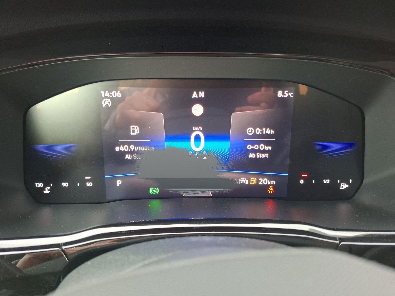 Fahrzeugabbildung Volkswagen Touran 1.5TSI IQ LED ACC 7S.Pano17"Standheizung