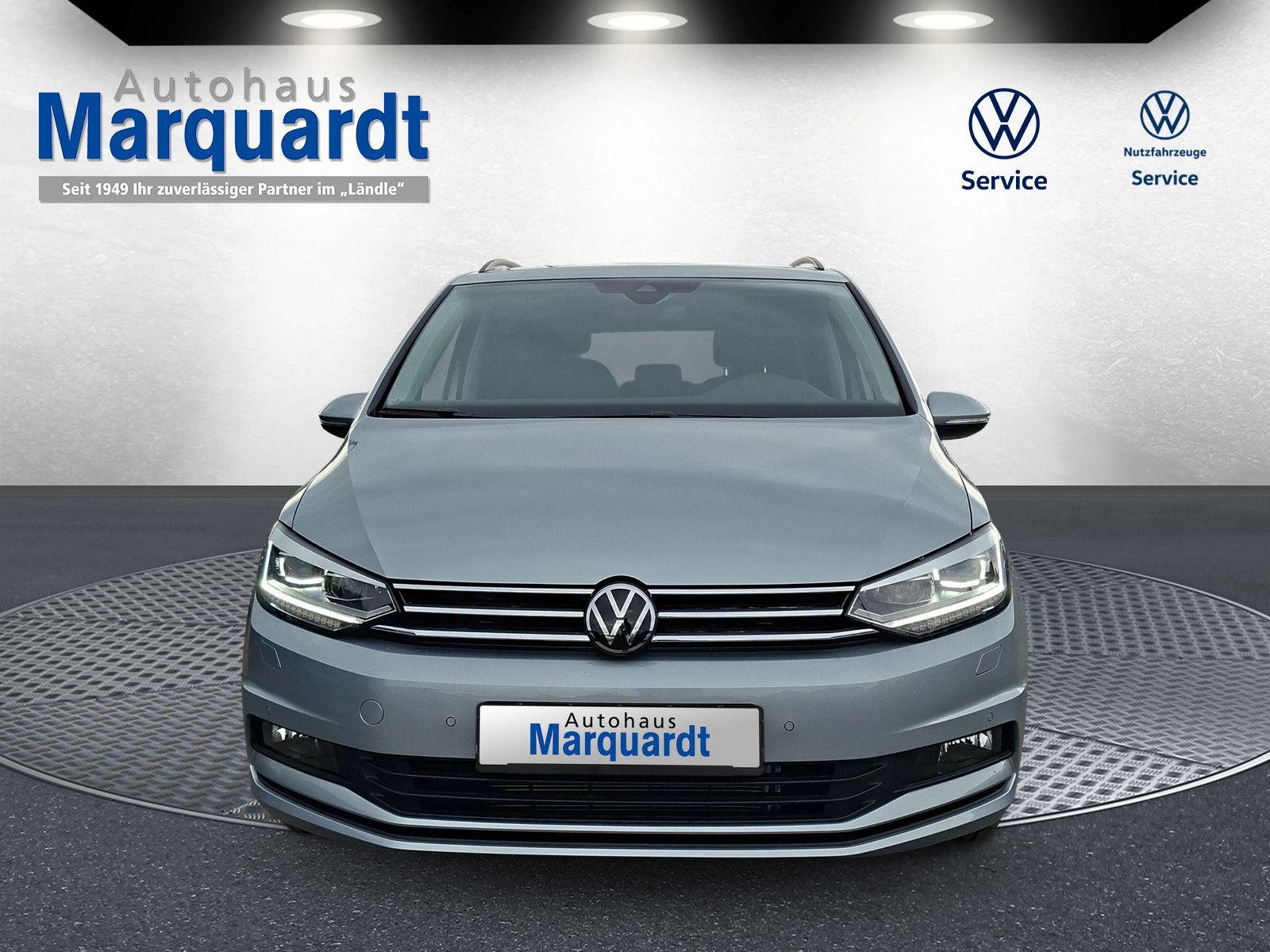 Fahrzeugabbildung Volkswagen Touran 1.5TSI IQ LED ACC 7S.Pano17"Standheizung