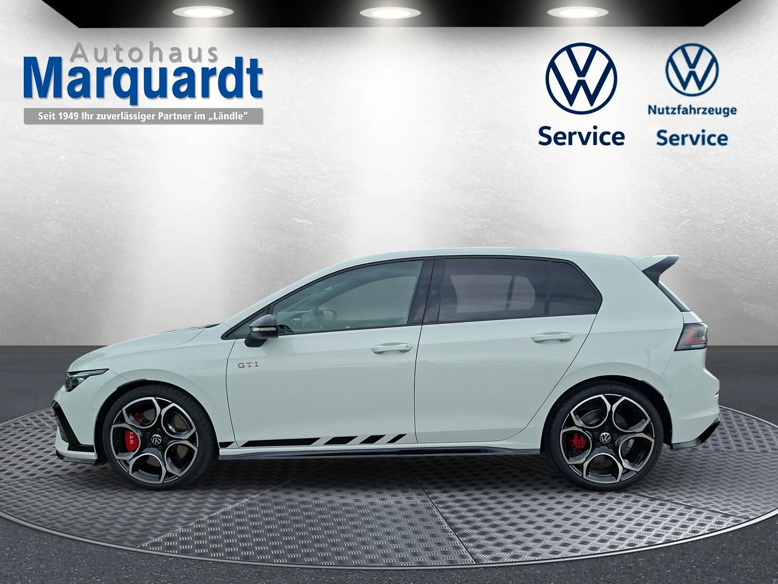 Fahrzeugabbildung Volkswagen Golf VIII  GTI Clubsport Sound Head Pano 19"