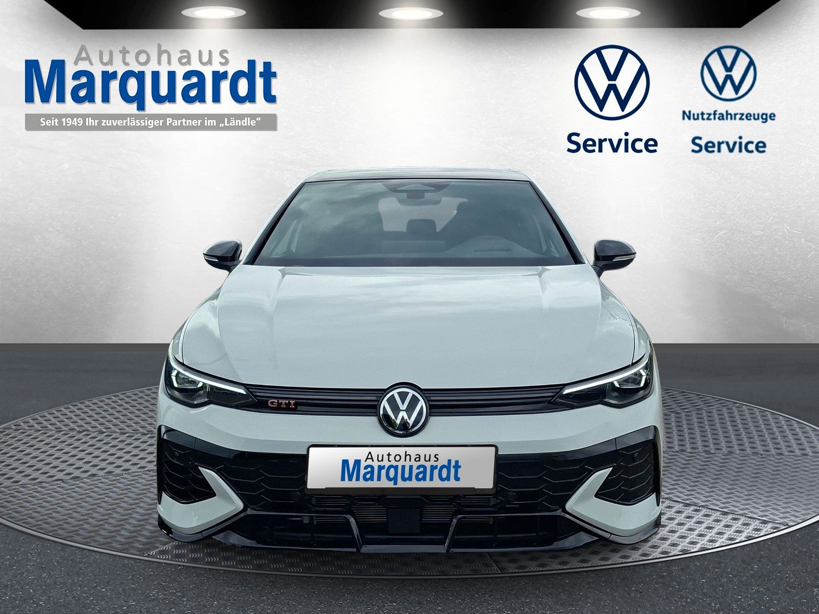 Fahrzeugabbildung Volkswagen Golf VIII  GTI Clubsport Sound Head Pano 19"