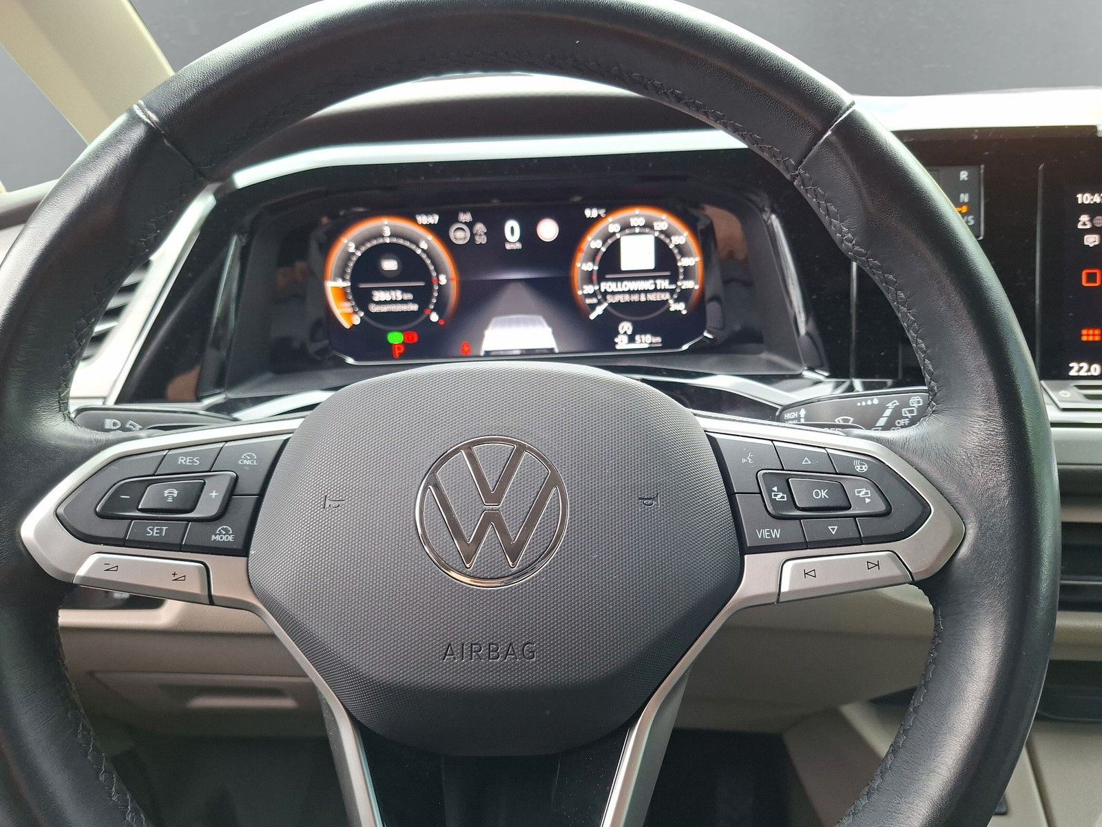 Fahrzeugabbildung Volkswagen T7 Multivan 2.0TDI Edition Lang AHK Standh.7S.