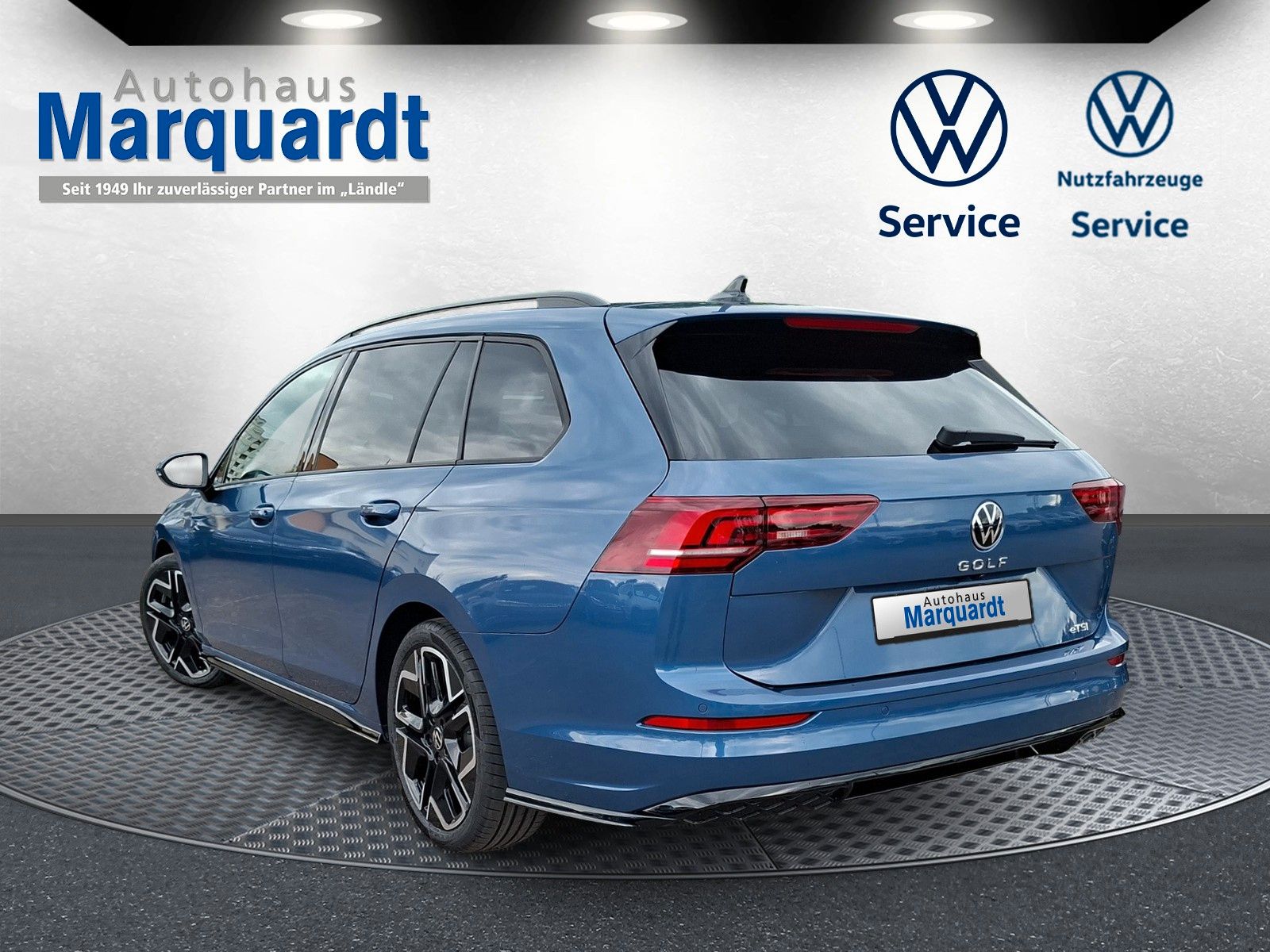 Fahrzeugabbildung Volkswagen Golf VIII 1.5eTSI R-Line Pano18"LED ACC AHK