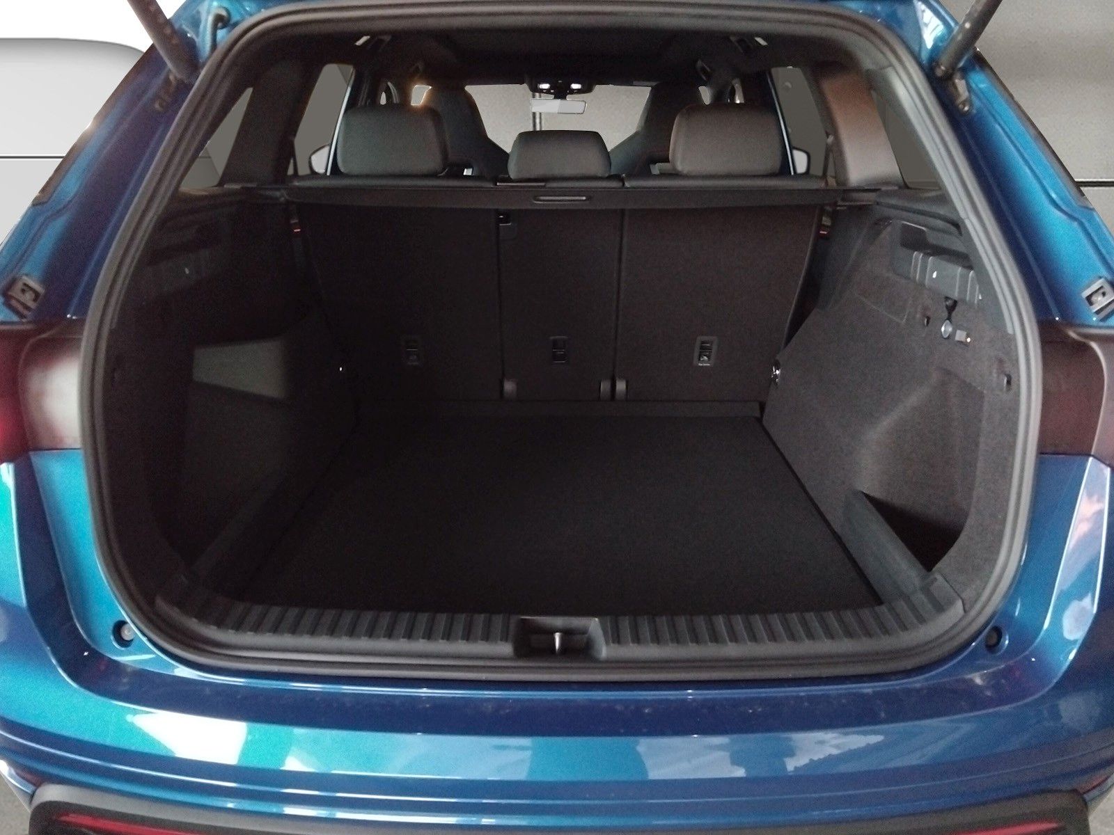 Fahrzeugabbildung SKODA Kodiaq 2.0TSI RS Pano Headup Standh.Leder360°