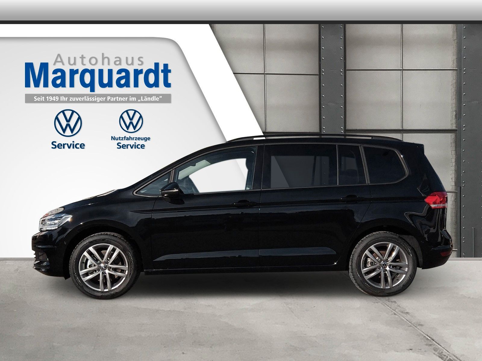Fahrzeugabbildung Volkswagen Touran 1.5TSI IQ LED ACC 7Stz Panorama Side 17"