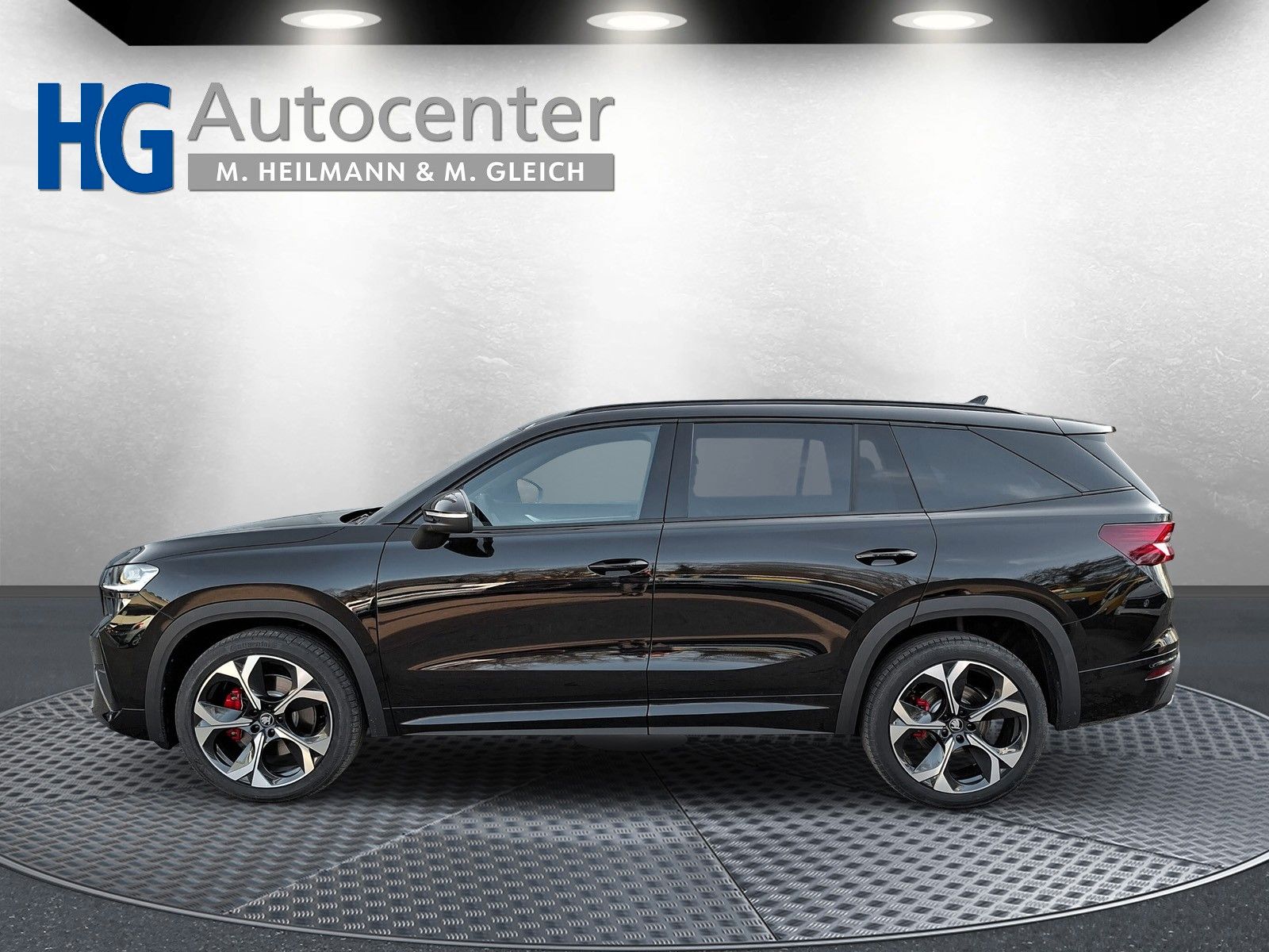 Fahrzeugabbildung SKODA Kodiaq 2.0TSI RS Pano AHK 7Sitz DCC Canton 4JGar