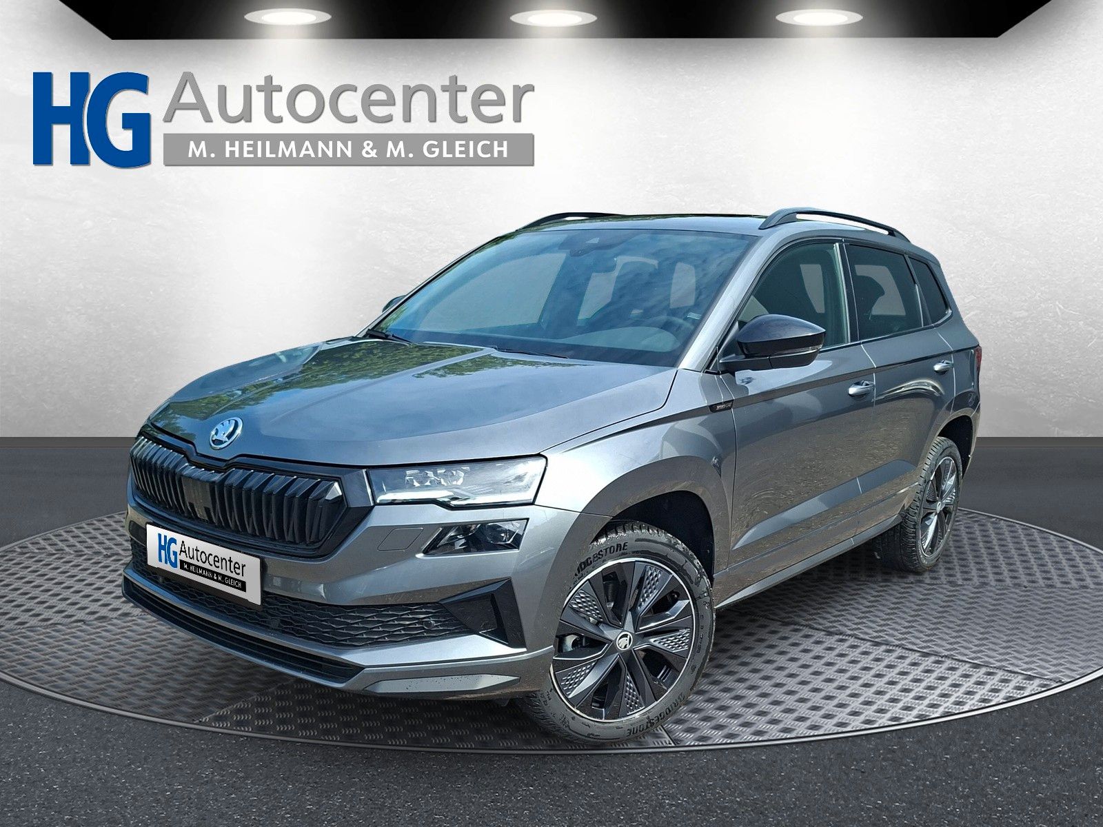 Fahrzeugabbildung SKODA Karoq 1.5TSI Sportline Pano AHK Matrix 5 J.Gar.