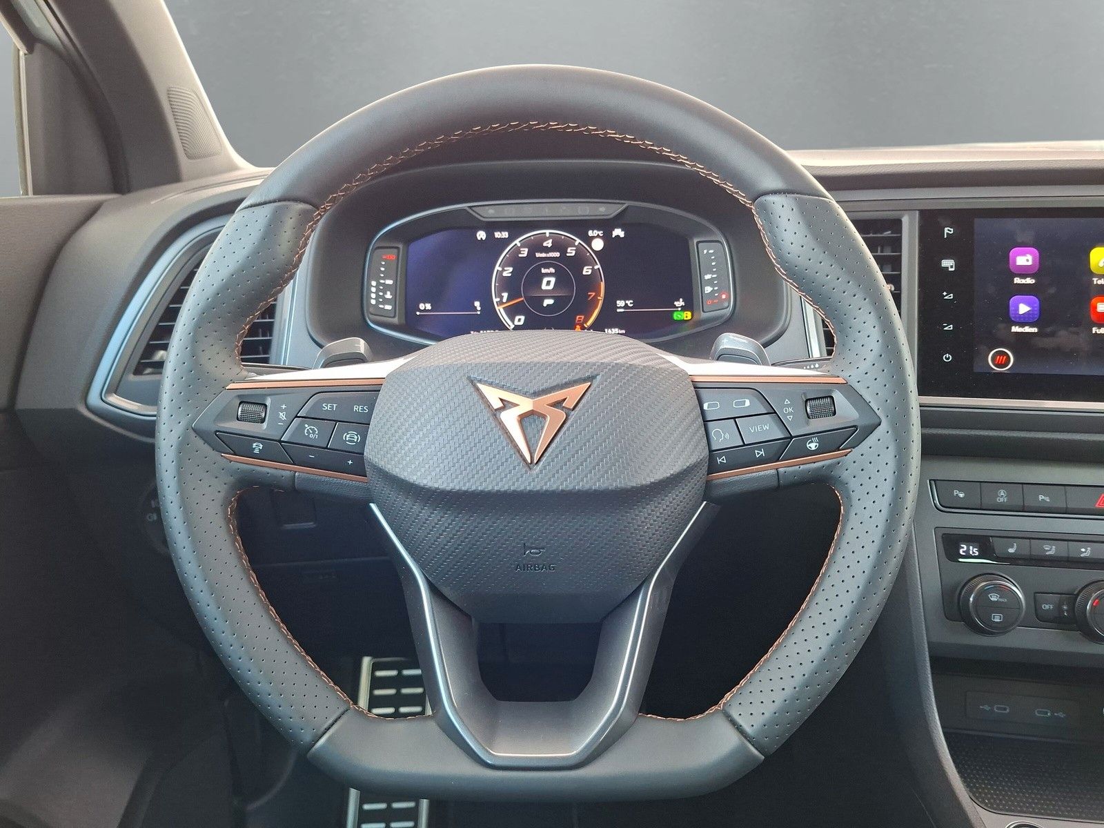Fahrzeugabbildung CUPRA Ateca 1.5 TSI LED Navi 19"AHK 5 J.Gar. Kamera