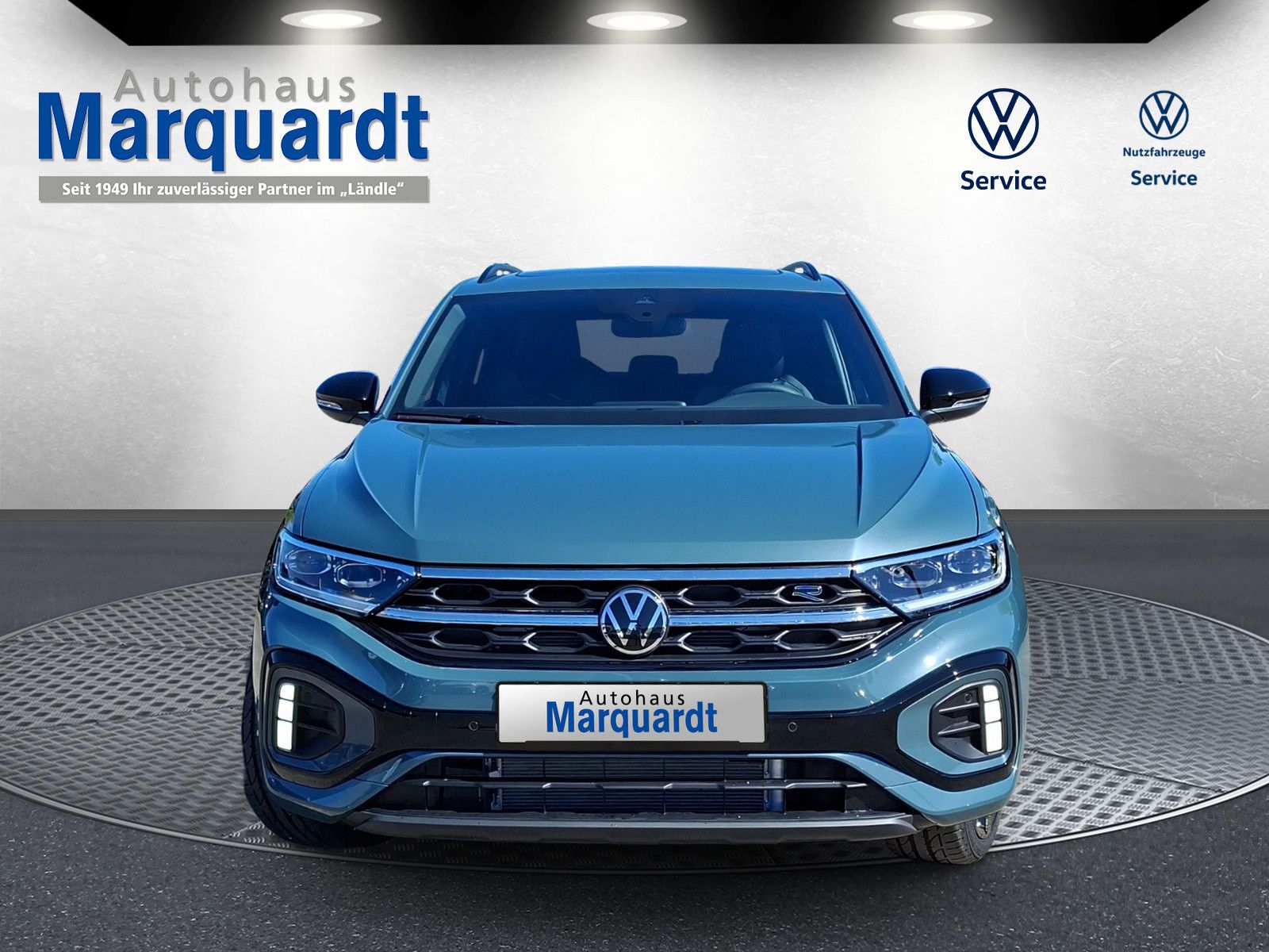 Fahrzeugabbildung Volkswagen T-Roc 1.5TSI R-Line Pano AHK ACC 19"LED Plus