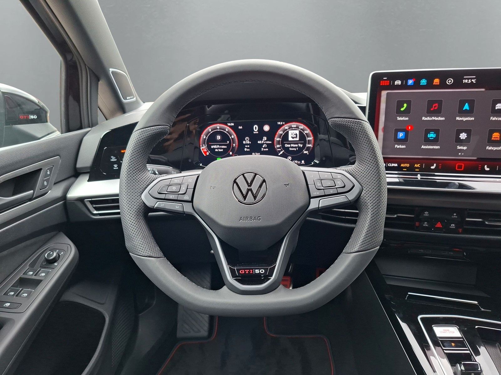 Fahrzeugabbildung Volkswagen Golf GTI Clubsport Edition 50 Pano Sound DCC 19"