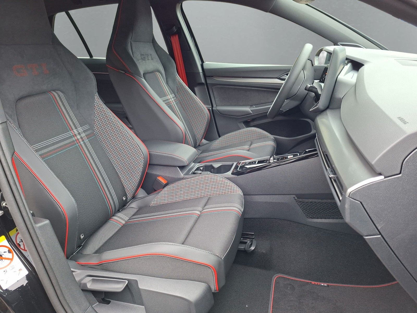 Fahrzeugabbildung Volkswagen Golf GTI Clubsport Edition 50 Pano Sound DCC 19"